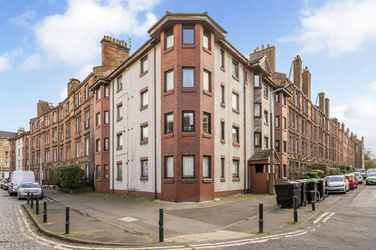 NEW ENTRY ALERT 5/7 Sloan Street, Edinburgh GUIDE PRICE £169,000