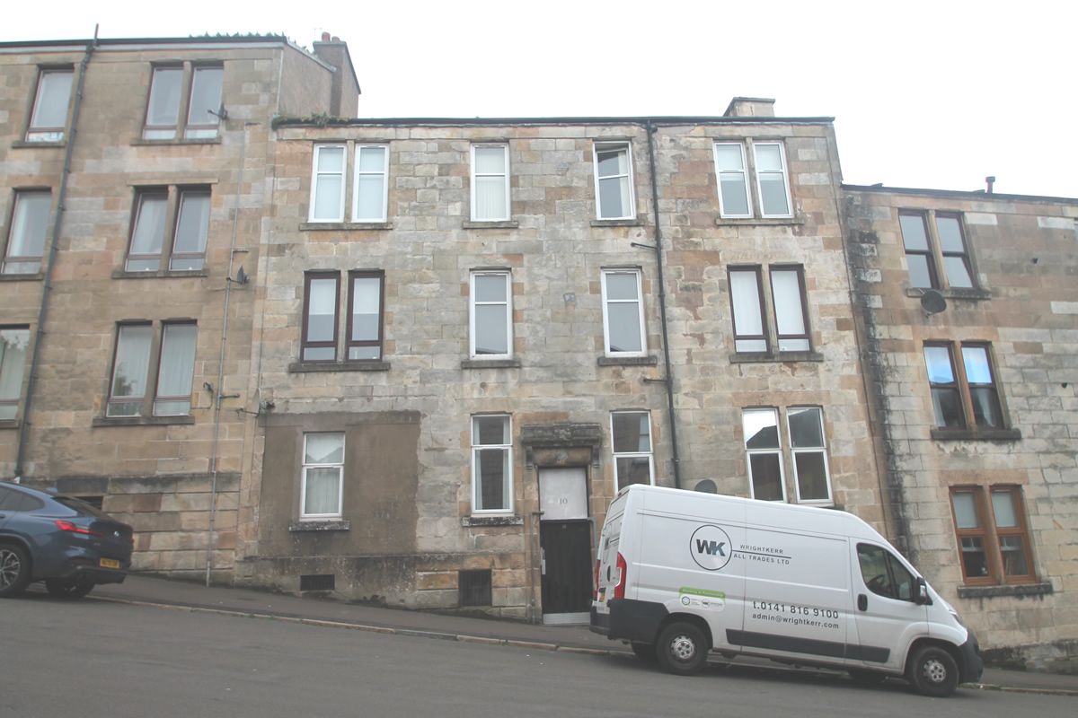 10 Murdieston Street, Flat 1-2, Greenock, PA15 4DU