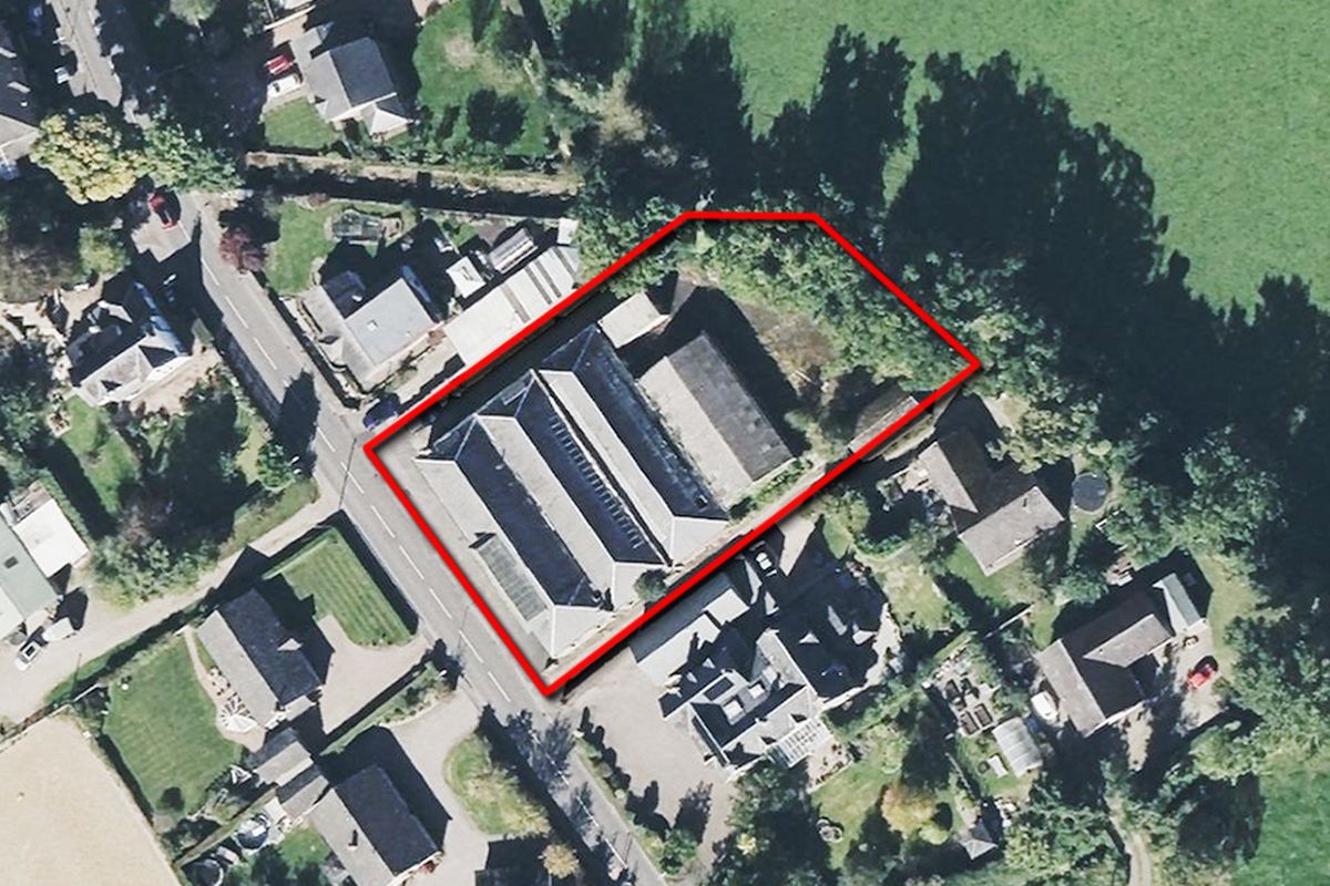 Vacant Commercial Workshop