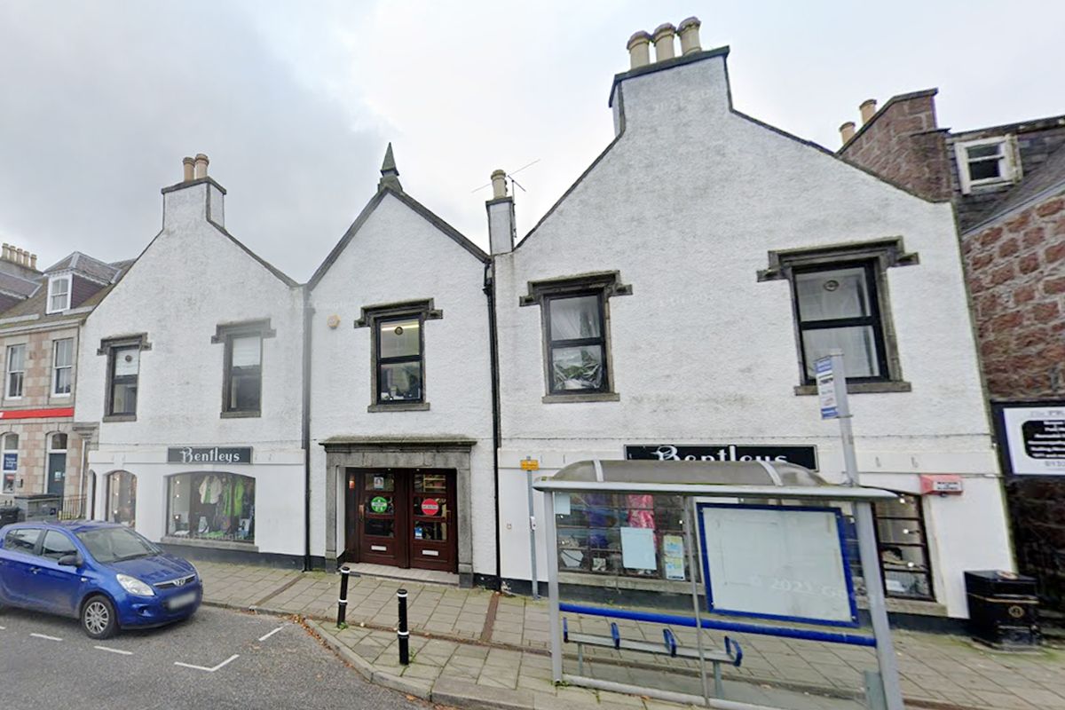 Auction Details 3234 High Street, Full Building Portfolio Sale