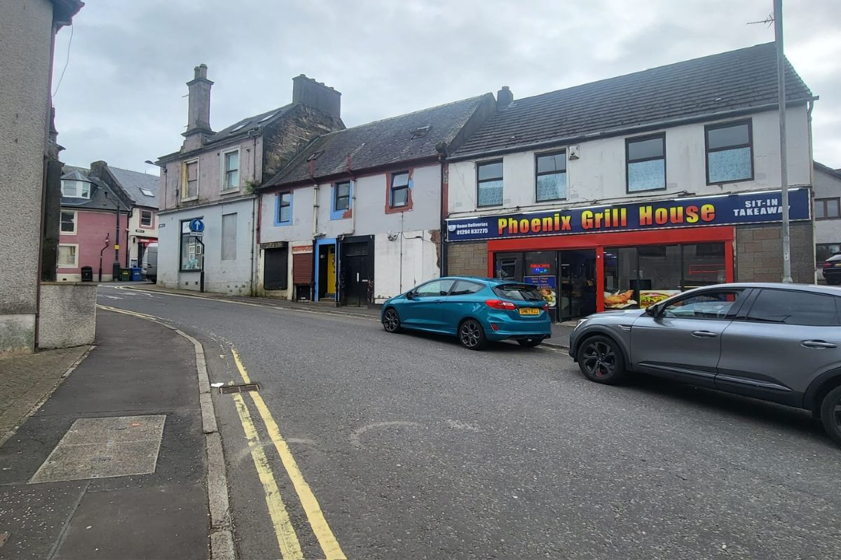 Auction Details 2 North Street, Dalry GUIDE PRICE £15,000