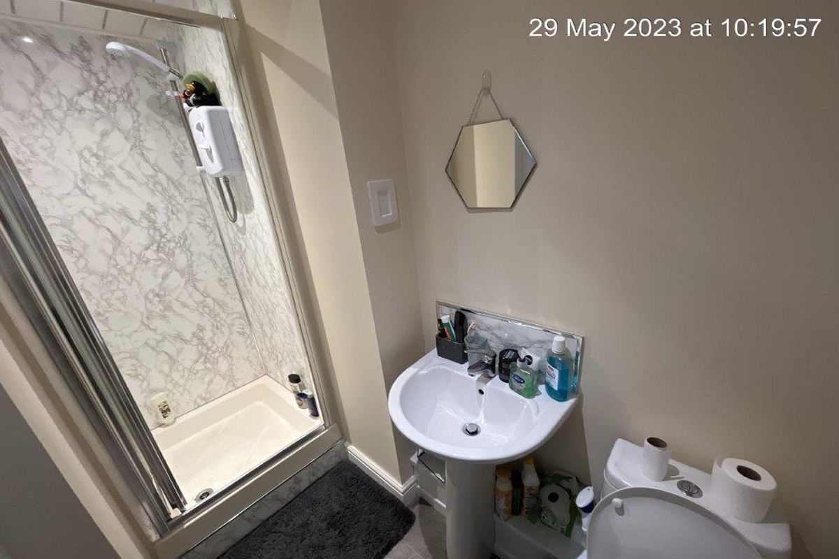 Auction Details 4E Hamilton Road, Bellshill GUIDE PRICE £55,000