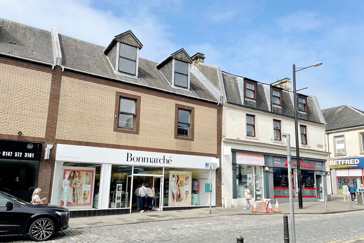NEW ENTRY ALERT 2123 West Blackhall Street, Greenock GUIDE PRICE £
