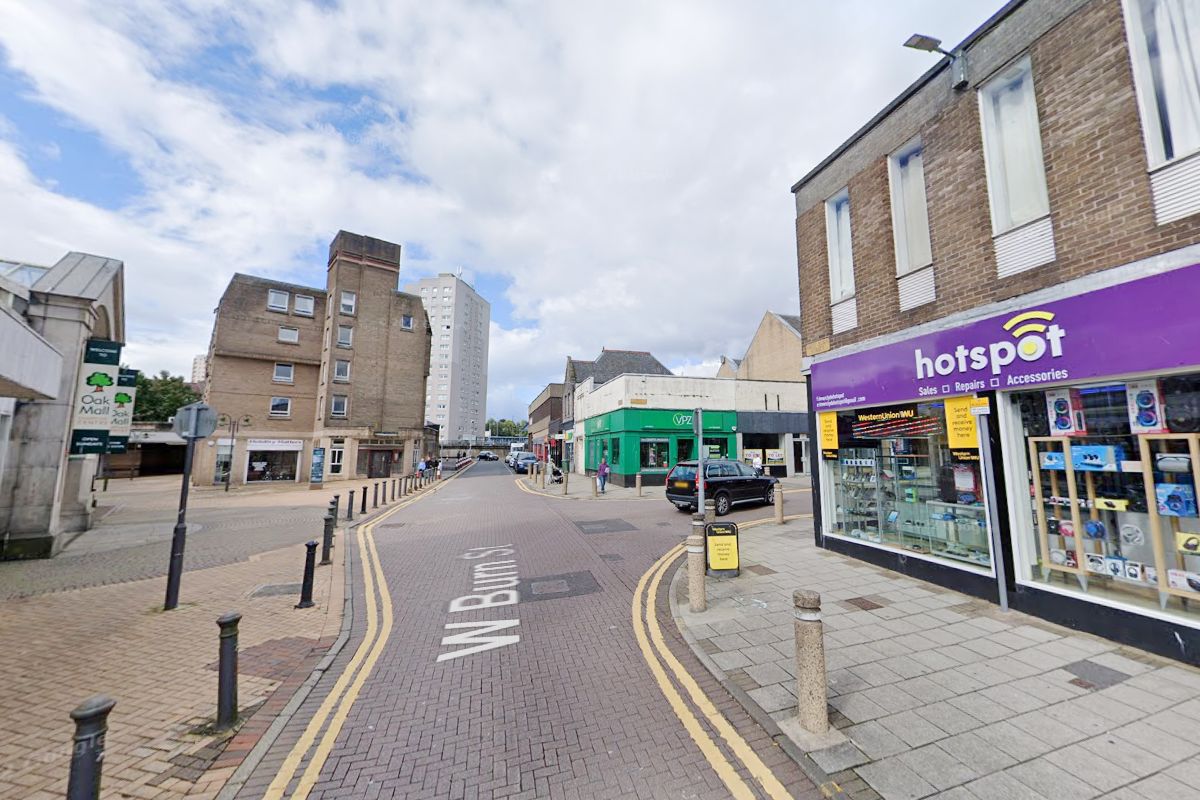 NEW ENTRY ALERT 2123 West Blackhall Street, Greenock GUIDE PRICE £