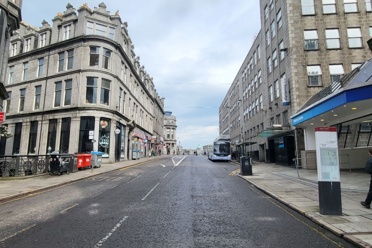 Auction Details 16 Bridge Street, HMO Property, Aberdeen GUIDE