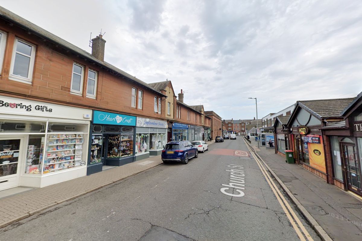 Auction Details 8 Church Place, Troon GUIDE PRICE £95,000