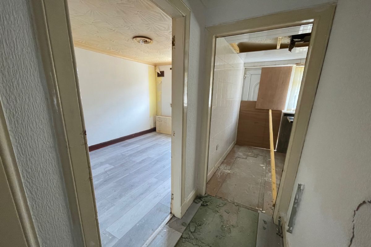 Auction Details 109 Bellshill Road, Motherwell GUIDE PRICE £50,000