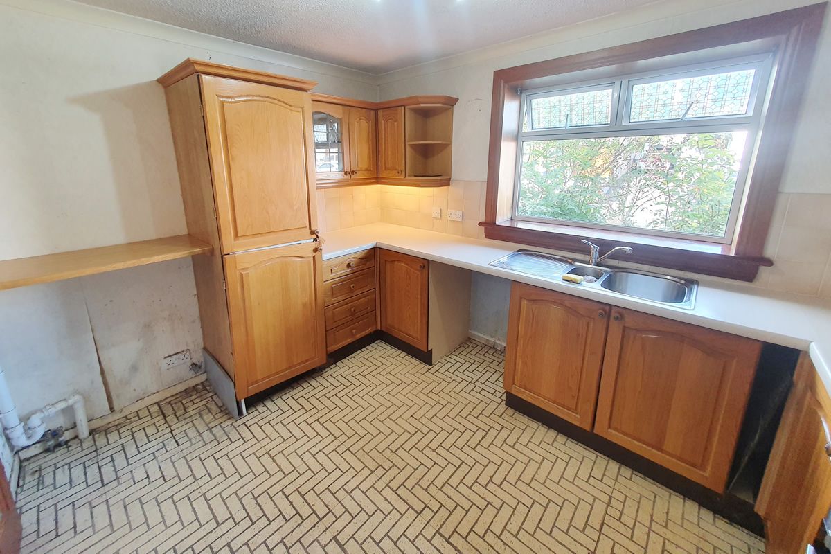 Auction Details 81 Craigend Road, Ellon, Aberdeenshire GUIDE PRICE