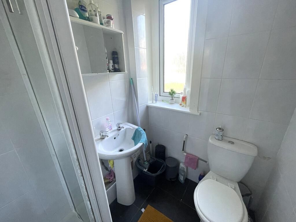 Auction Details 11 Lang Street, Flat 01, Paisley GUIDE PRICE £55,000