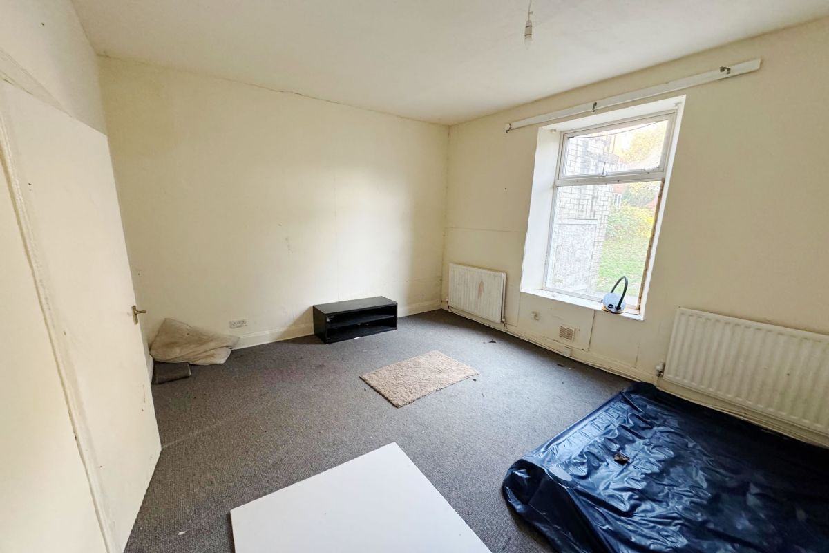 Auction Details 51 West Princes Street, Flat 7, Helensburgh, Argyll