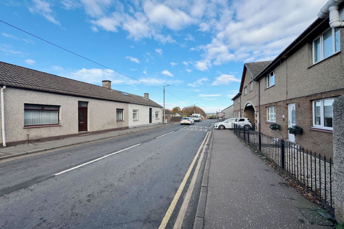 Auction Details 8 Duke Street, Larkhall GUIDE PRICE £120,000