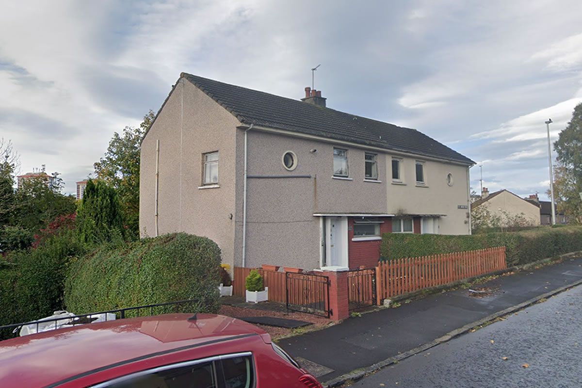 Auction Details 4 St Ninians Road, Hunterhill, Paisley GUIDE PRICE £114,000
