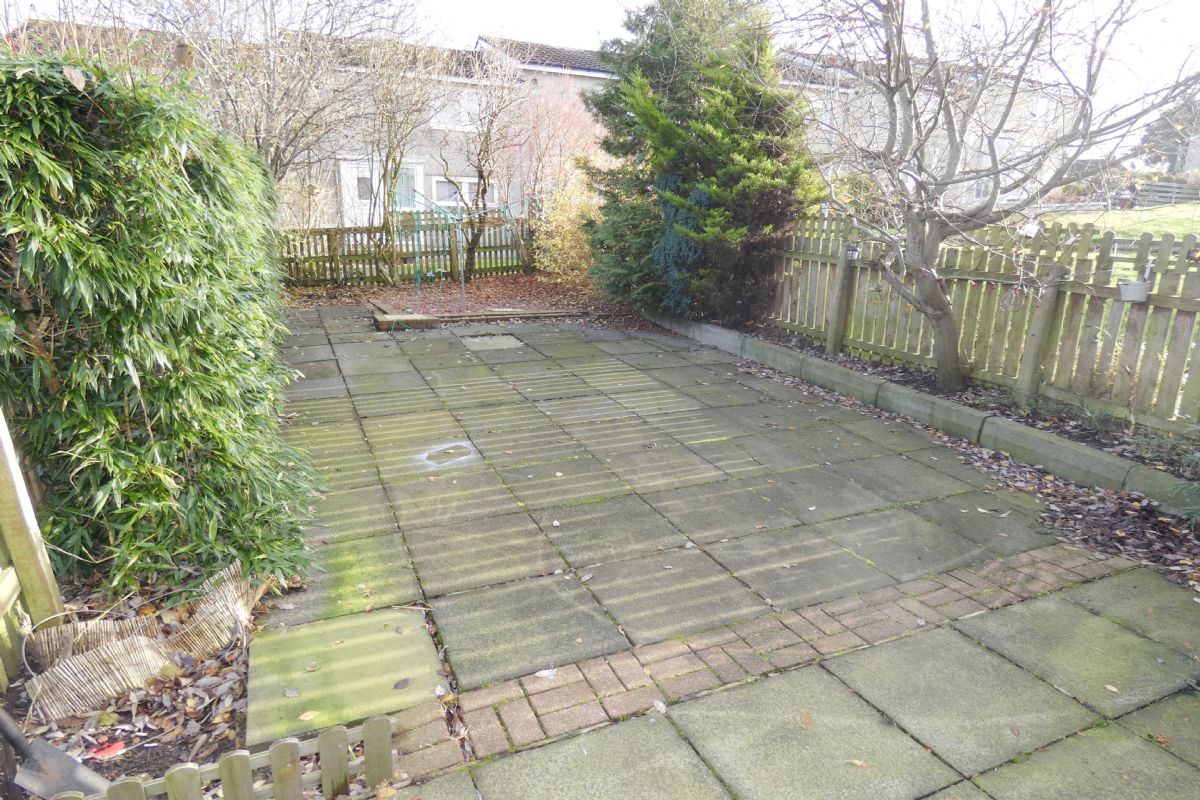 Auction Details 32 Barclay Avenue, Elderslie, Renfrewshire GUIDE