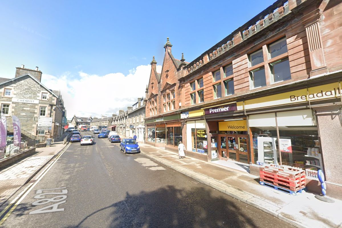 Auction Details Bank Street, Aberfeldy GUIDE PRICE £46,500