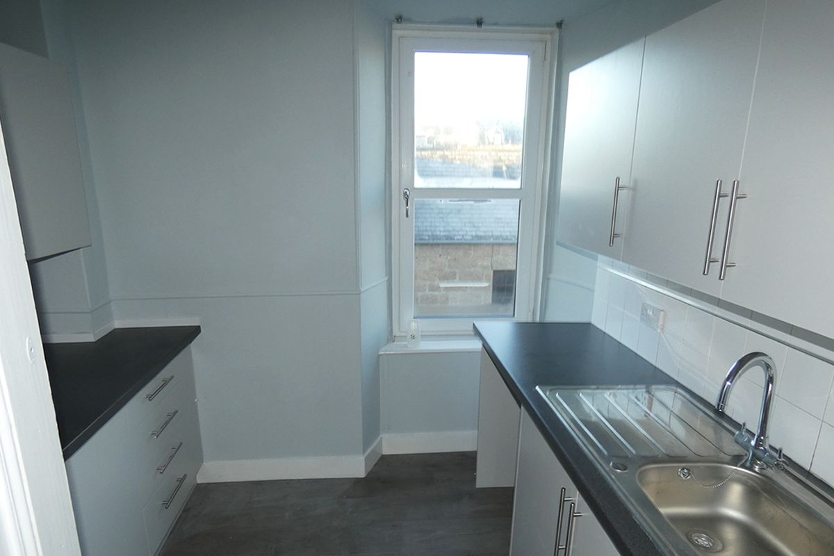 Auction Details 14 Gordon Street, Boddam, Peterhead GUIDE PRICE £68,000