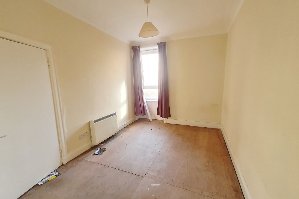 Auction Details 206 Newlands Road, Flat 12, Cathcart, Glasgow