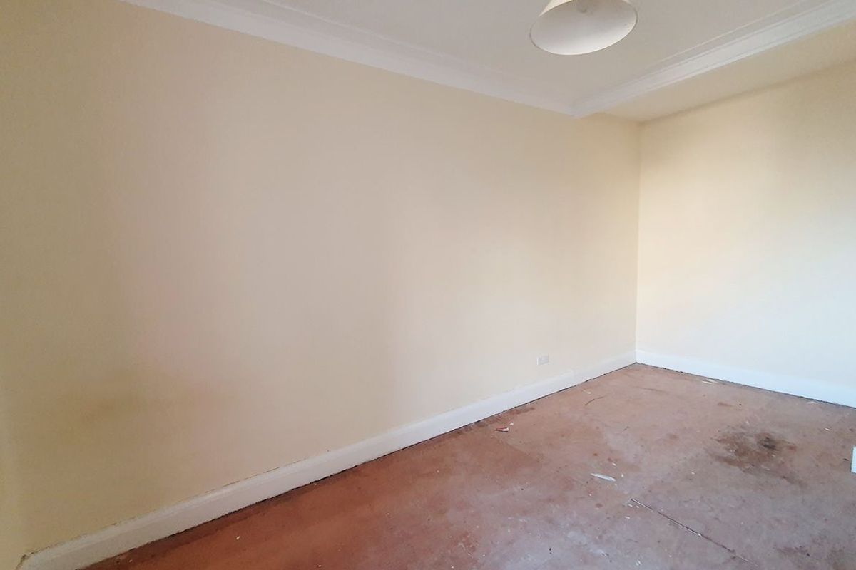 Auction Details 206 Newlands Road, Flat 12, Cathcart, Glasgow