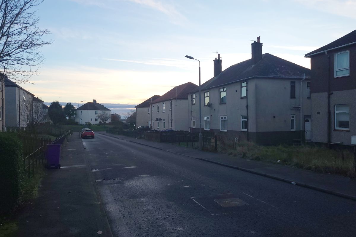 Auction Details 17 McGregor Avenue, Stevenston GUIDE PRICE £38,500