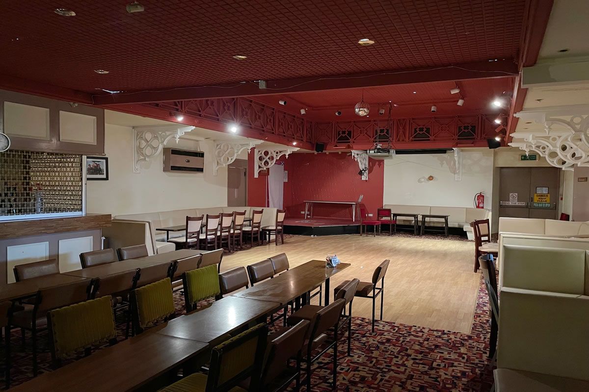 Auction Details 1 Church Street, Alloa GUIDE PRICE £160,000