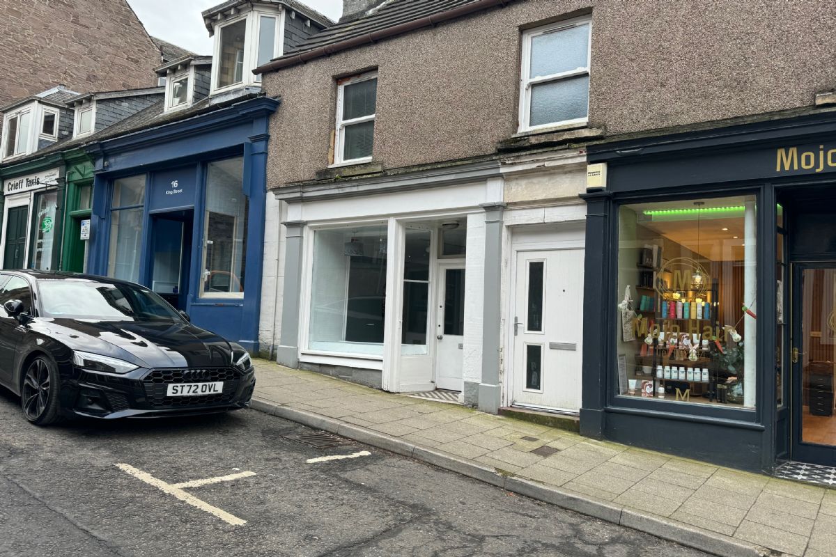 Auction Details 18 King Street, Crieff, Perthshire GUIDE PRICE £45,000