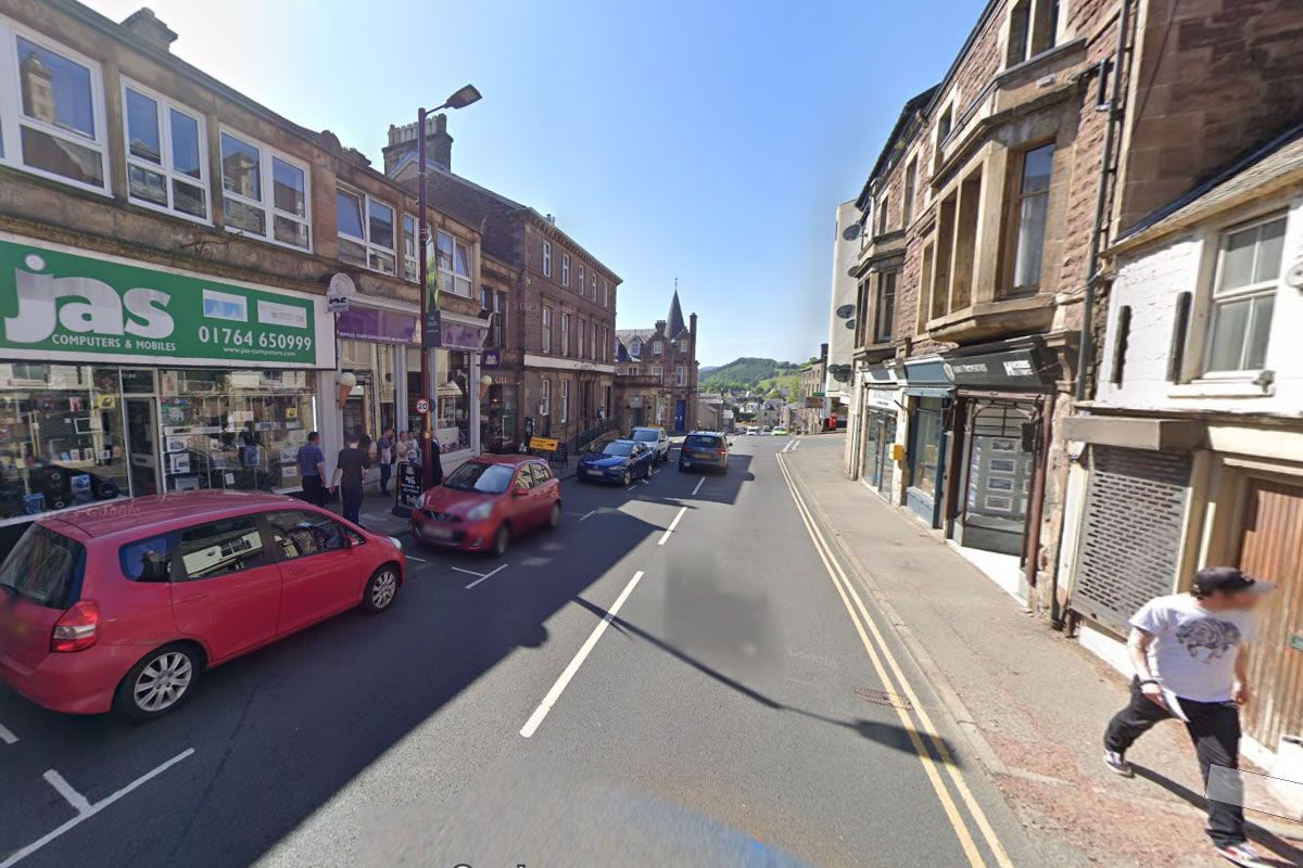 Auction Details 19 West High Street, Crieff GUIDE PRICE £75,000