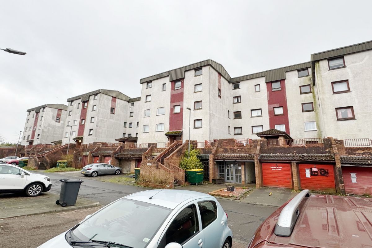 Auction Details 114 Millcroft Road, Cumbernauld GUIDE PRICE £10,000