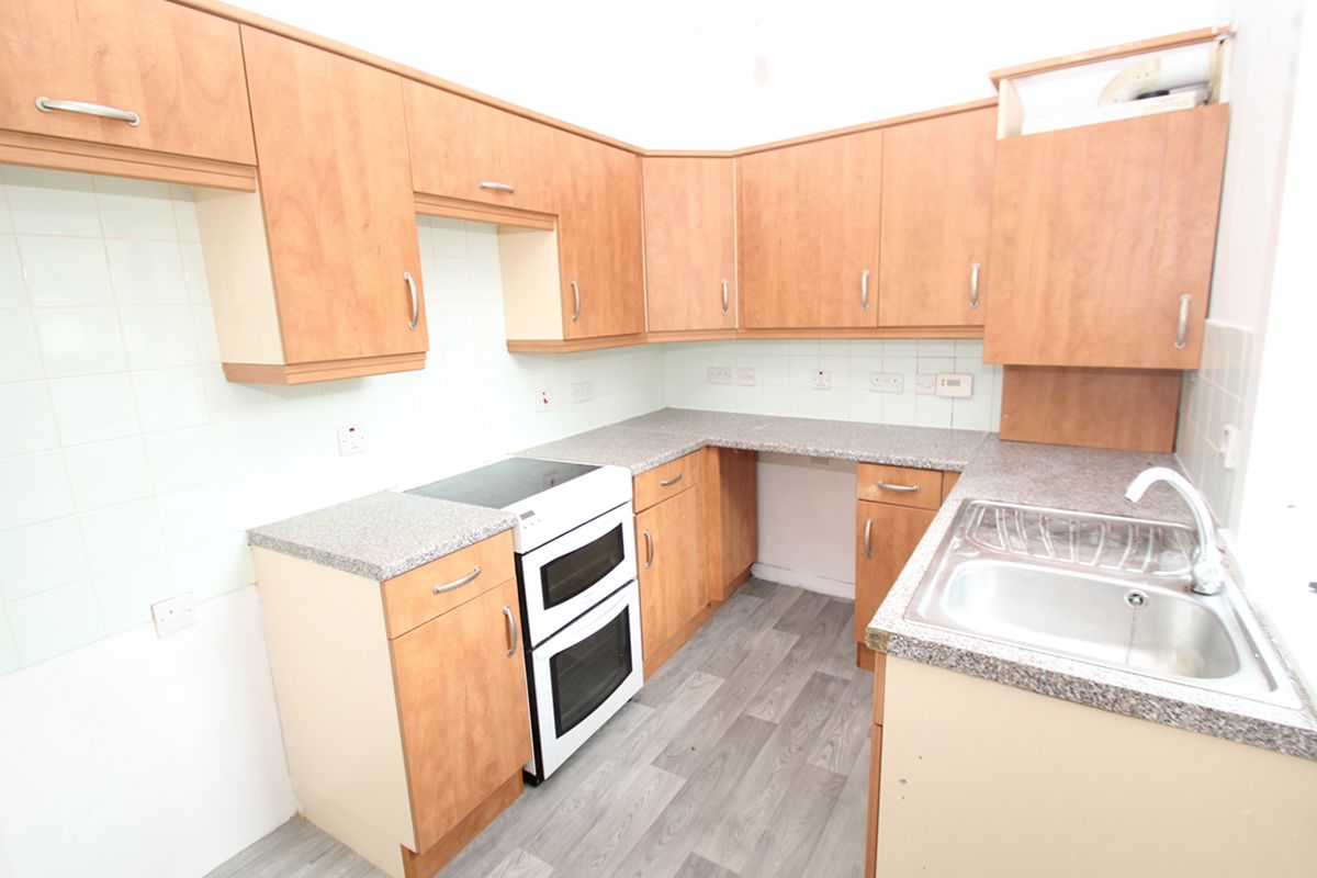 Auction Details 33 St Cuthbert Street, 2 x Tenanted Properties