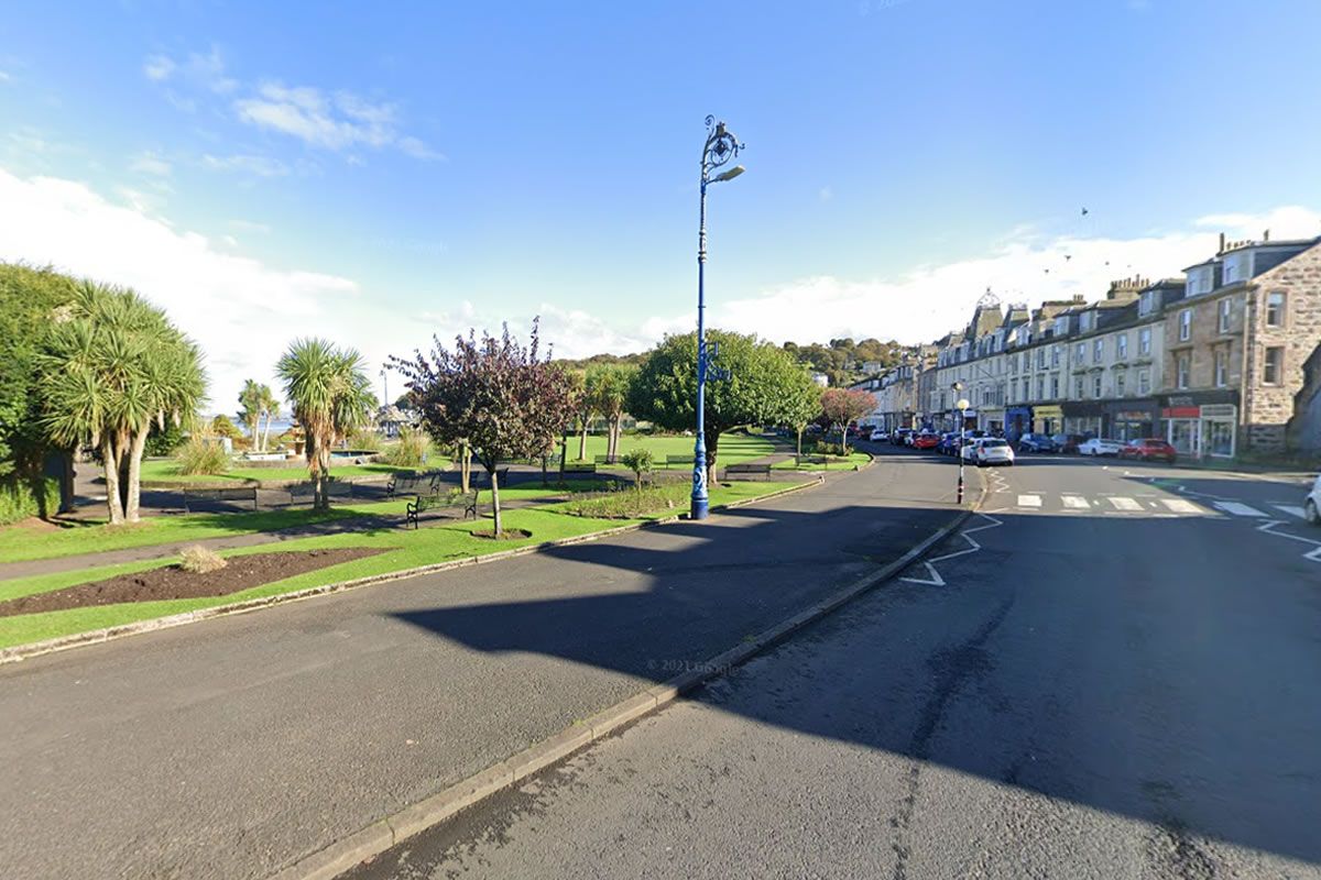 Auction Details 8 Argyle Street, Flat Top Left, Rothesay, Isle of