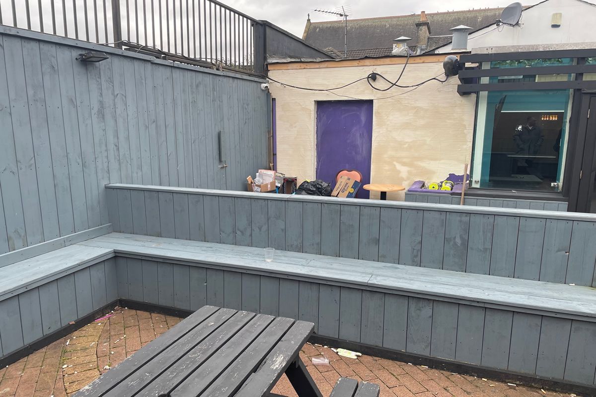 Auction Details 24 St John Street, Coatbridge GUIDE PRICE £190,000