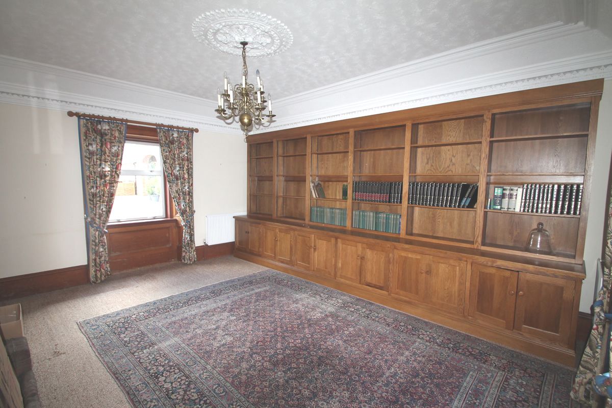 Auction Details Balgreen Lodge, Hollybush, Ayr GUIDE PRICE £340,000