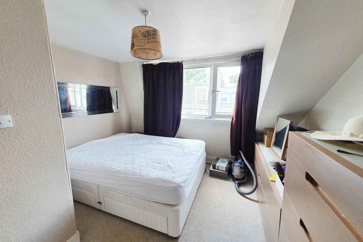 Auction Details 9c Prospect Terrace, Aberdeen GUIDE PRICE £37,000