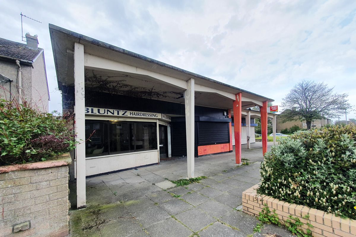 Auction Details 50 Magdalene Drive, Edinburgh GUIDE PRICE £67,000