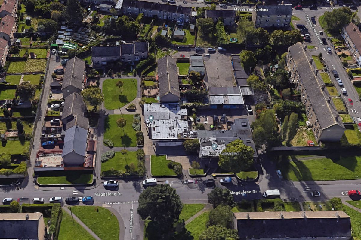 Auction Details 50 Magdalene Drive, Edinburgh GUIDE PRICE £67,000