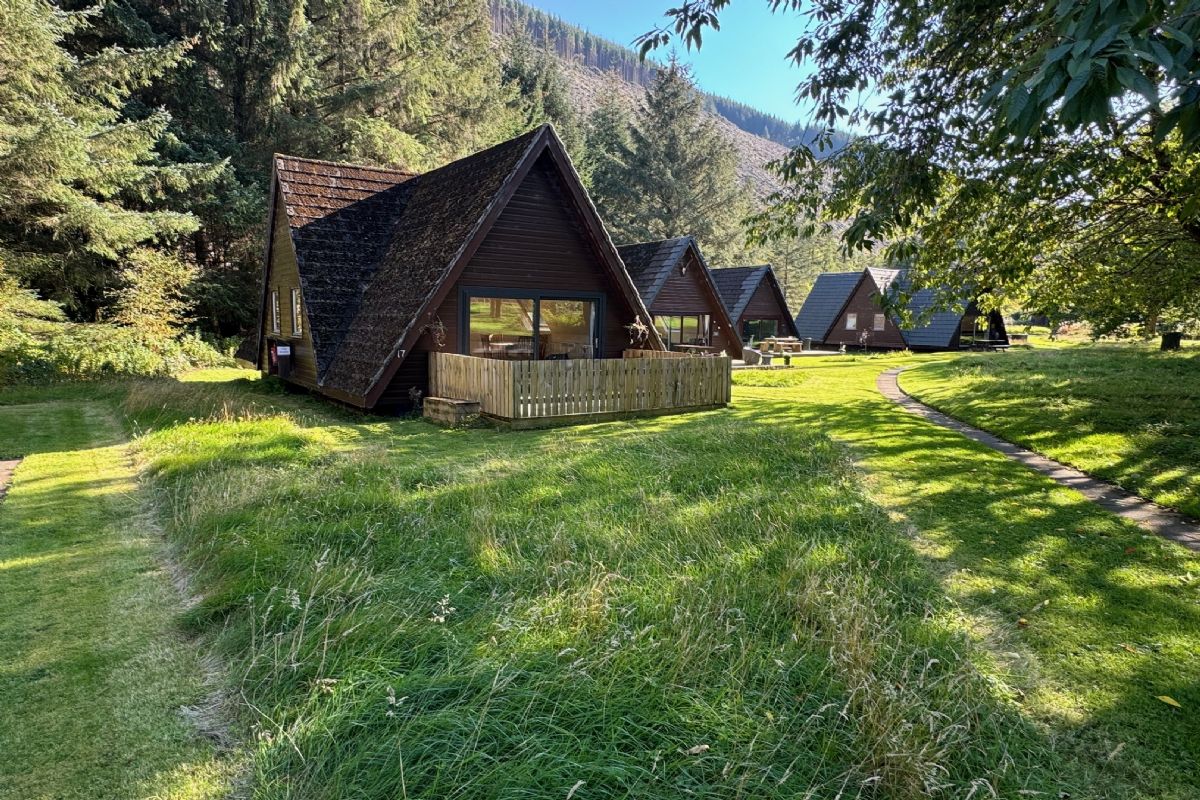 Lodge 17, Great Glen Water Park, Spean Bridge, Scottish Highlands, PH34 4EA