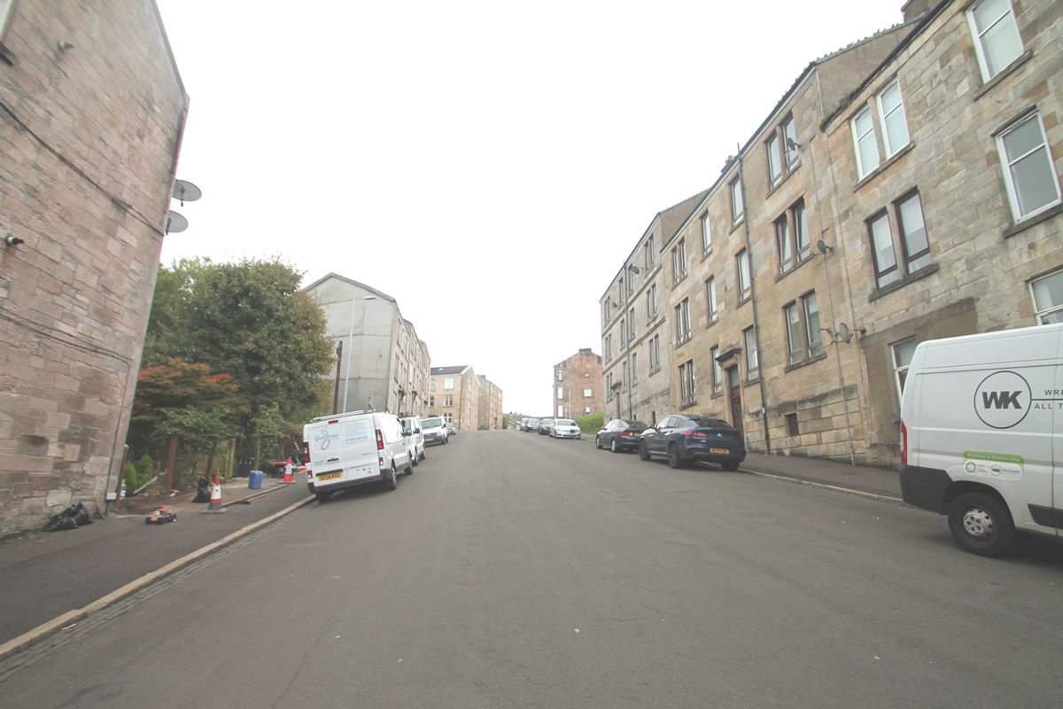 10 Murdieston Street, Flat 1-2, Greenock, PA15 4DU