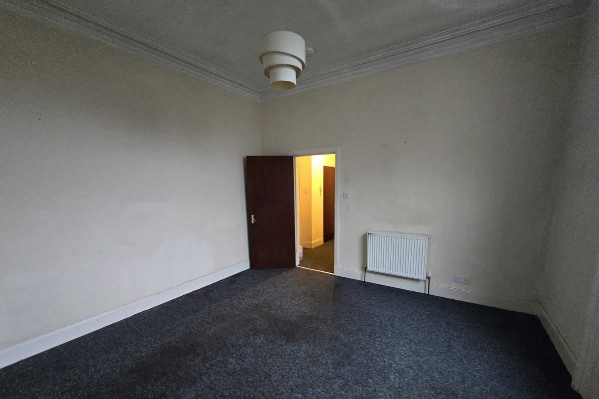 1 Bedroom   Flat