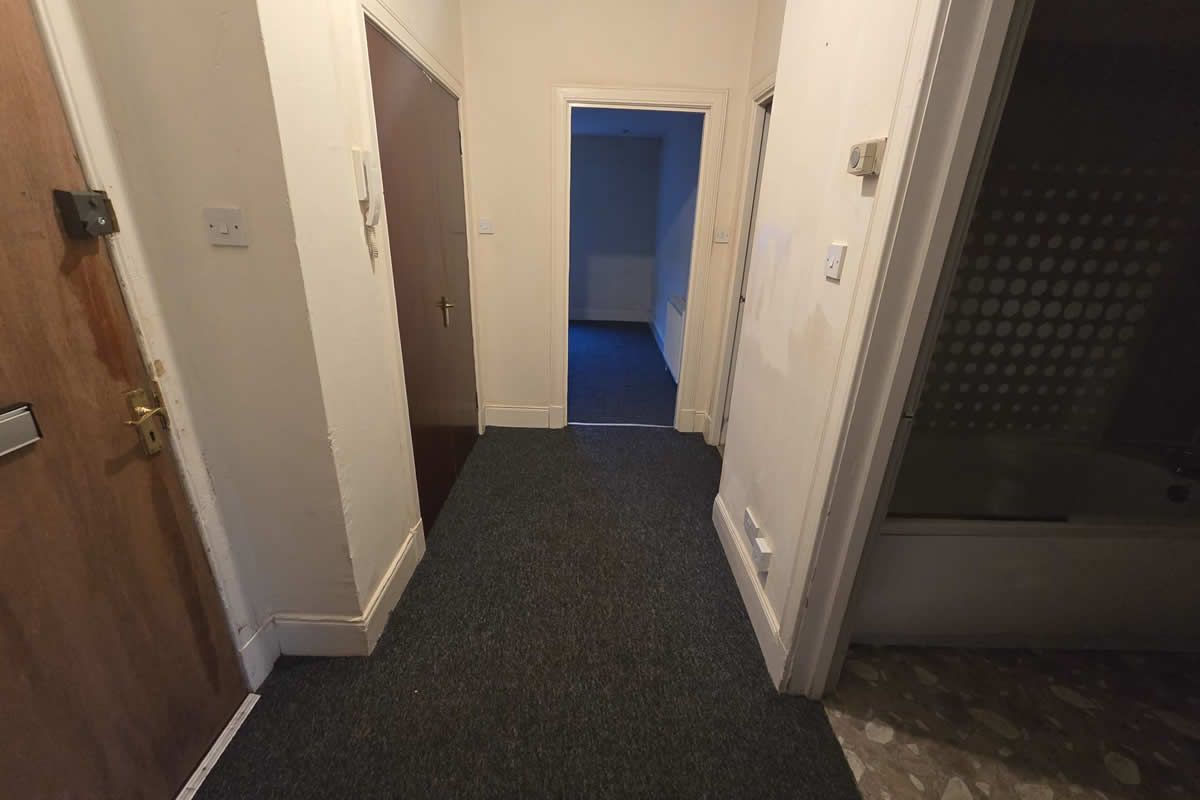 1 Bedroom   Flat