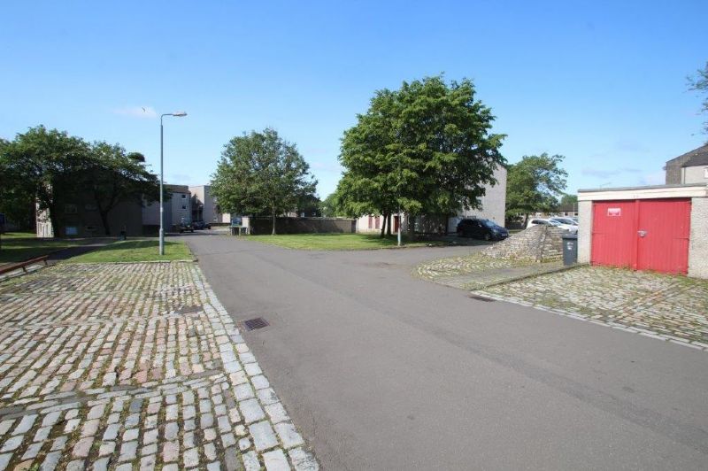 NEW AUCTION PROPERTY 142 Hazel Road, Abronhill, Cumbernauld £39,000