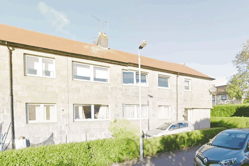 North Anderson Drive, Aberdeen Large 3 bedroom Upper Flat located in