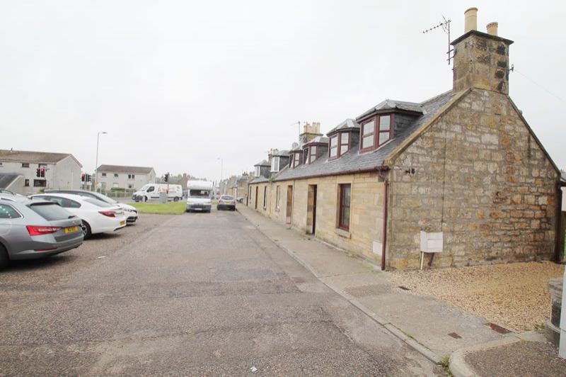 North Street, Elgin TENNANTED STUDIO FLAT IN ELGIN ***50