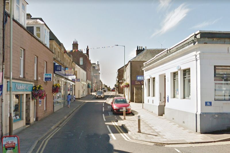 High Street, Unit B, Blairgowrie, Perthshire Prominent High Street