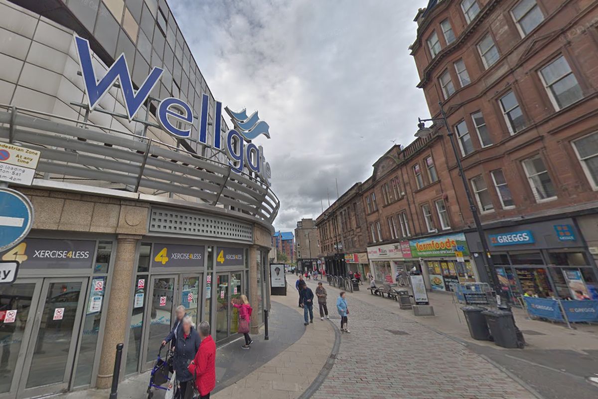 Panmure Street, Dundee City Centre Former Boots Opticians in PRIME