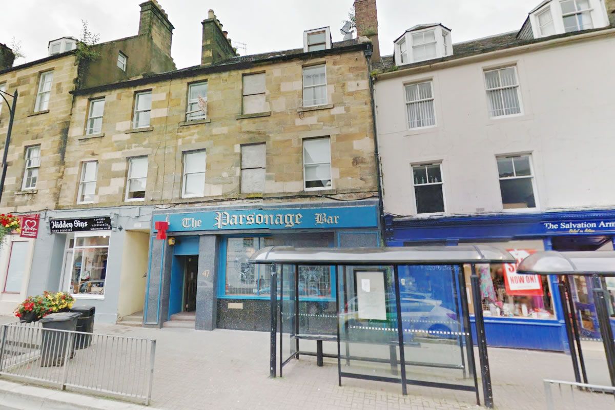Crossgate, The Parsonage Bar, Cupar, Fife PRIME HIGH STREET Public