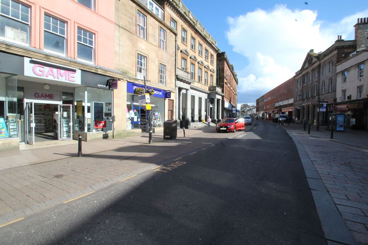 High Street, Ayr Modern ground floor retail unit with ancillary