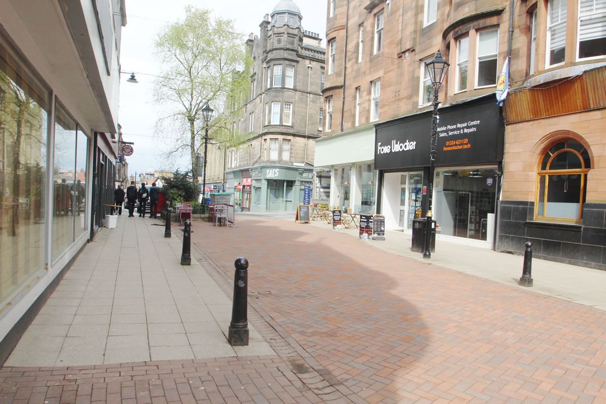Kirk Wynd, Falkirk Trading as the Corner Café. Let on a 10 year lease