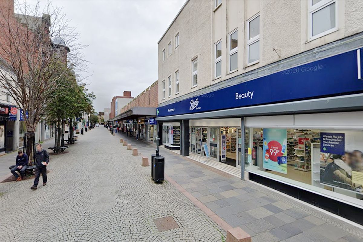 King Street, Kilmarnock PRIME TOWN CENTRE commercial unit within busy Kilmarnock town centre