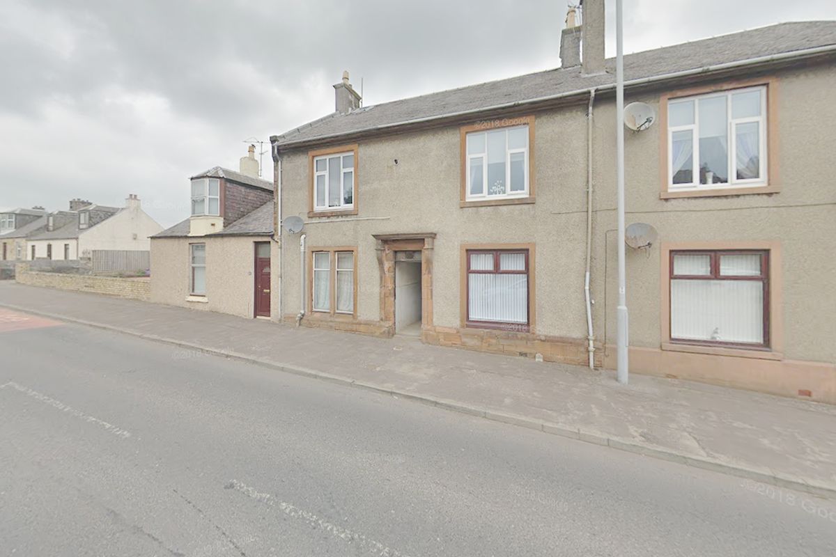 Riccarton Road, First Floor Flat, Hurlford PERFECT INVESTMENT