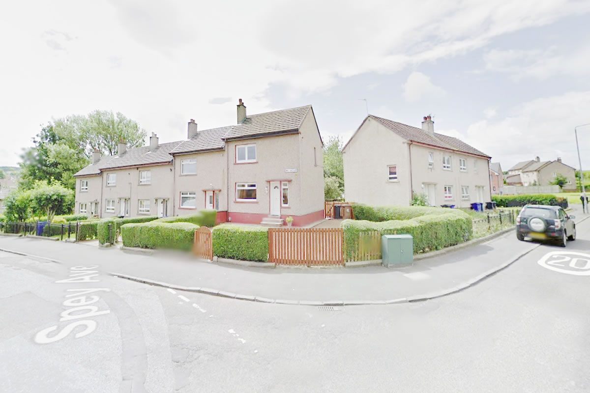 Spey Avenue, Foxbar, Paisley Two Bedroom TENANTED mid terraced villa