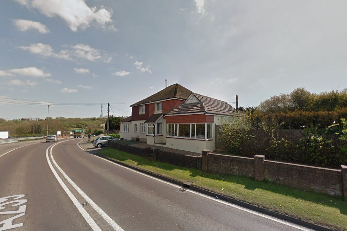 South Coast Road, Newhaven, East Sussex **RARE AUCTION OPPORTUNITY