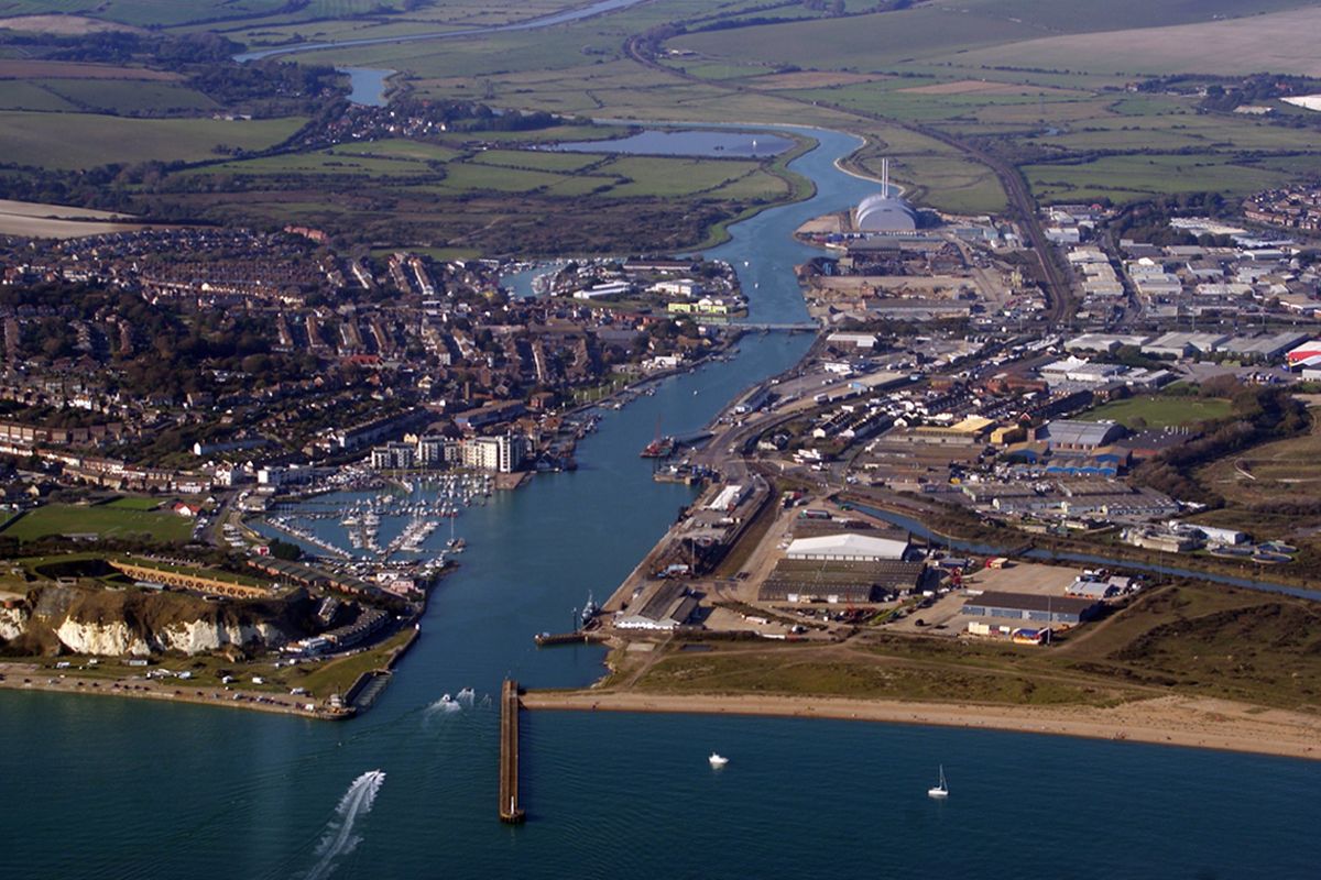 South Coast Road, Newhaven, East Sussex **RARE AUCTION OPPORTUNITY